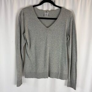 Worthington Gray V-Neck Women's Top Size: M